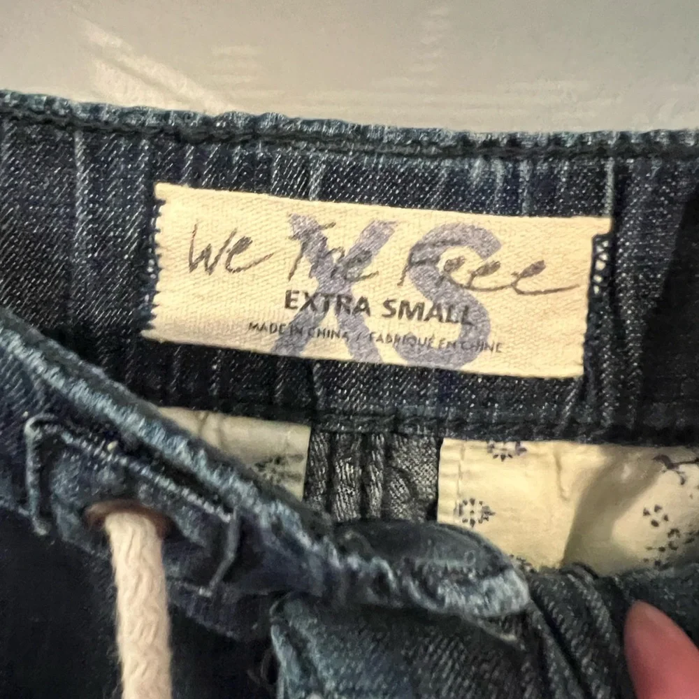 Free People Rockwell Slouchy Jeans, XS NWOT - Picture 4 of 6